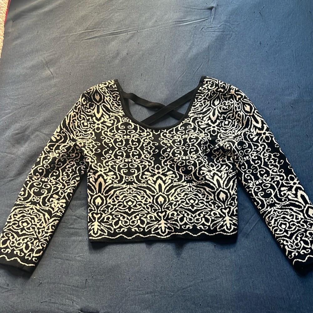 Xhilaration crop top